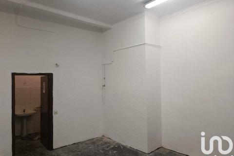 338 sq.m. commercial property for rent in Barcelona, Catalonia, Spain № 7593 - photo 9
