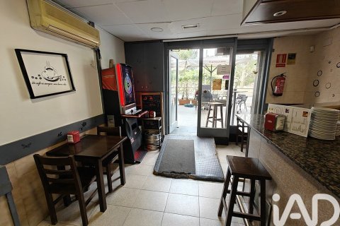 112 sq.m. bar for rent in Barcelona, Catalonia, Spain № 7589