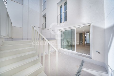 2 bedrooms duplex for sale in L'Hospitalet de Llobregat, Barcelona, Catalonia, Spain № 5298 - photo 17