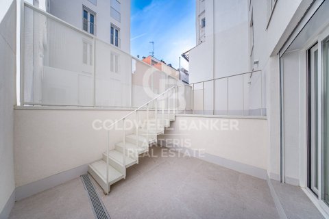 2 bedrooms duplex for sale in L'Hospitalet de Llobregat, Barcelona, Catalonia, Spain № 5298 - photo 5
