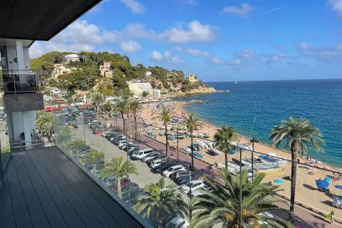 3 bedrooms apartment for sale in Lloret de Mar, Girona, Catalonia, Spain № 4594 - photo 16