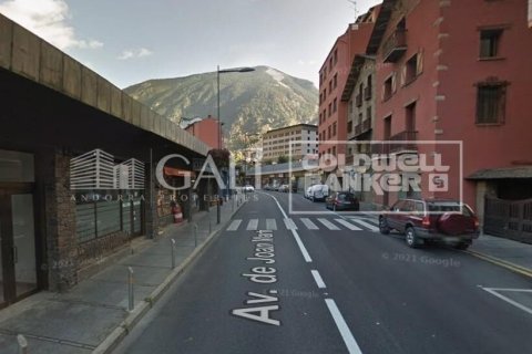191 sq.m. commercial property for rent in Principado De Andorra (Ninguna Poblacion Tiene C.P.), Lleida, Catalonia, Spain № 8012