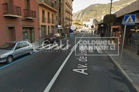 191 sq.m. commercial property for rent in Principado De Andorra (Ninguna Poblacion Tiene C.P.), Lleida, Catalonia, Spain № 8012 - photo 2