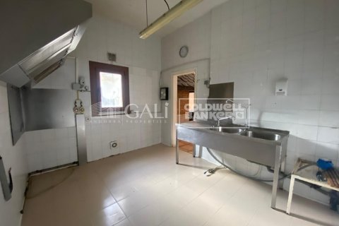 170 sq.m. commercial property for rent in Principado De Andorra (Ninguna Poblacion Tiene C.P.), Lleida, Catalonia, Spain № 8009 - photo 8