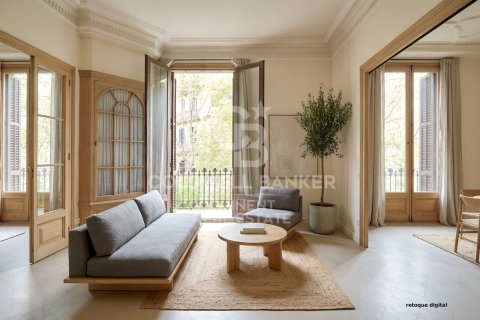 6 bedrooms apartment for rent in Barcelona, Catalonia, Spain № 8011