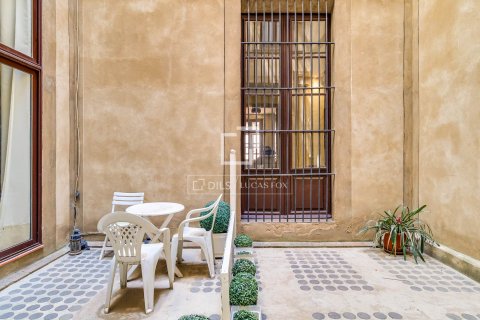 Apartamento de 7 dormitorios en venta en Barcelona, Cataluña, Spain № 8588 - foto 15