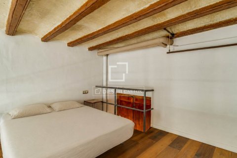 Apartamento de 7 dormitorios en venta en Barcelona, Cataluña, Spain № 8588 - foto 12