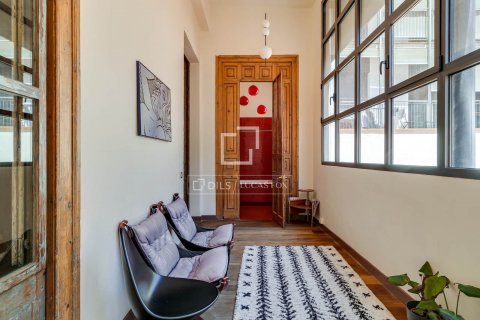 Apartamento de 7 dormitorios en venta en Barcelona, Cataluña, Spain № 8588 - foto 24