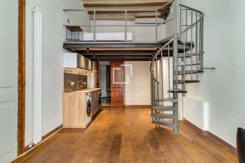 Apartamento de 7 dormitorios en venta en Barcelona, Cataluña, Spain № 8588 - foto 6