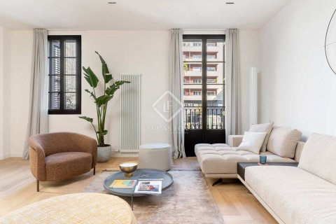 3 chambres apartment à vendre à Barcelona, Catalonia, Spain № 8592 - photo 8