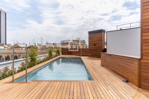 3 chambres apartment à vendre à Barcelona, Catalonia, Spain № 8592 - photo 4