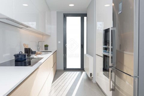 3 bedrooms apartment for sale in Barcelona, Catalonia, Spain № 8593 - photo 6