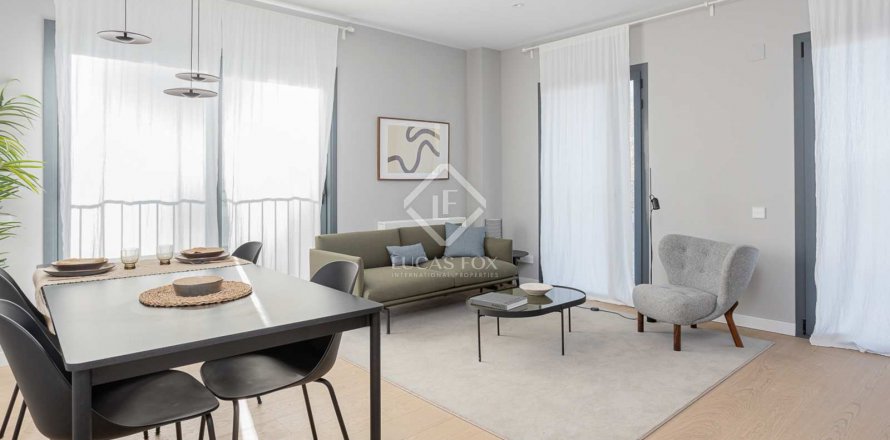 3 bedrooms apartment for sale in Barcelona, Catalonia, Spain № 8593