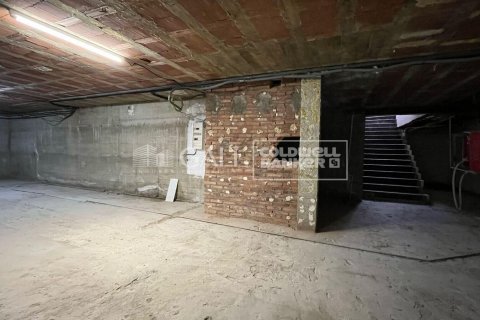 355 sq.m. commercial property for rent in Principado De Andorra (Ninguna Poblacion Tiene C.P.), Lleida, Catalonia, Spain № 6132 - photo 7