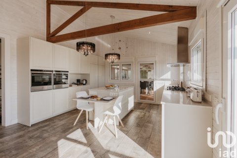 4 bedrooms house for sale in Pineda de Mar, Barcelona, Catalonia, Spain № 4992 - photo 13