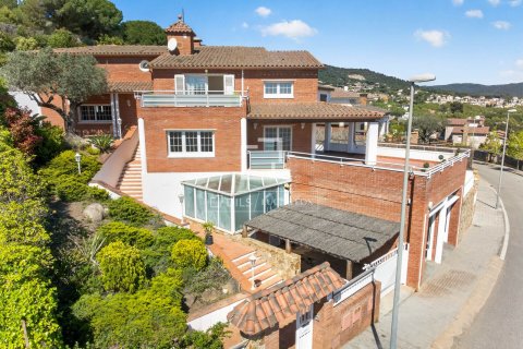 5 bedrooms villa for sale in Argentona, Barcelona, Catalonia, Spain № 6601