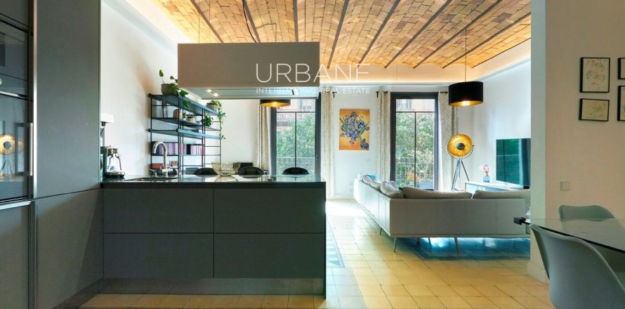 3 bedrooms apartment for sale in Eixample, Barcelona, Catalonia, Spain № 2663
