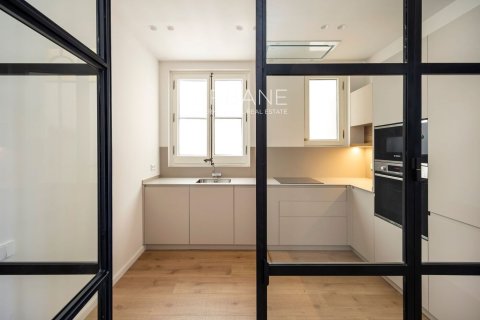 Купить квартиру в Эшампле, Испания с 2 спальни, 91м², № 2661 - фото 7