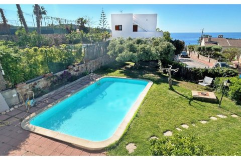 4 bedrooms house for sale in Lloret de Mar, Girona, Catalonia, Spain № 1378 - photo 9