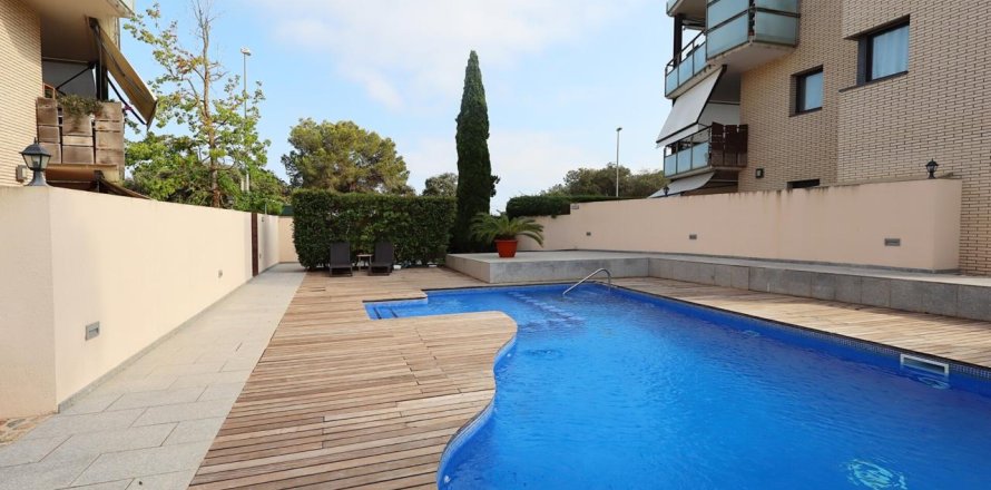 3 bedrooms apartment for sale in Lloret de Mar, Girona, Catalonia, Spain № 1377