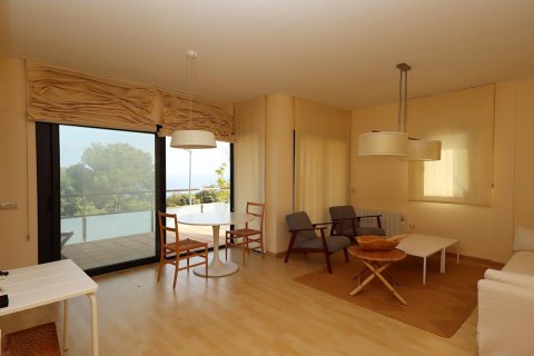 3 bedrooms apartment for sale in Lloret de Mar, Girona, Catalonia, Spain № 1377 - photo 9