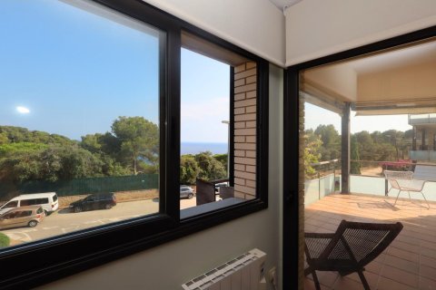 3 bedrooms apartment for sale in Lloret de Mar, Girona, Catalonia, Spain № 1377 - photo 21