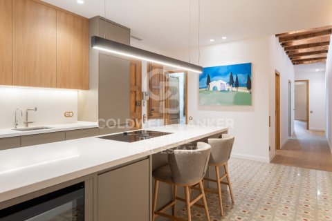 3 bedrooms apartment for sale in Barcelona, Catalonia, Spain № 5307 - photo 11