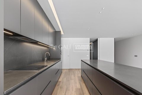 3 bedrooms apartment for sale in Principado De Andorra (Ninguna Poblacion Tiene C.P.), Lleida, Catalonia, Spain № 5305 - photo 4