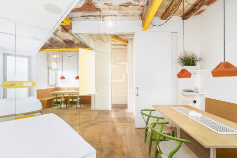 2 bedrooms apartment for sale in Barcelona, Catalonia, Spain № 3783 - photo 11