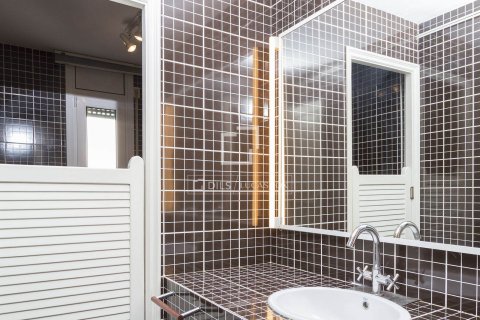 Villa de 9 dormitorios en venta en Sant Just Desvern, Barcelona, Cataluña, Spain № 4410 - foto 17