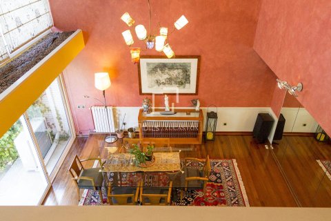 Villa de 9 dormitorios en venta en Sant Just Desvern, Barcelona, Cataluña, Spain № 4410 - foto 3