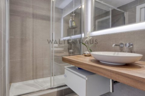 3 bedrooms apartment for sale in Eixample, Barcelona, Catalonia, Spain № 2235 - photo 23
