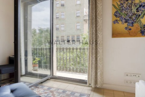 3 bedrooms apartment for sale in Eixample, Barcelona, Catalonia, Spain № 2235 - photo 18