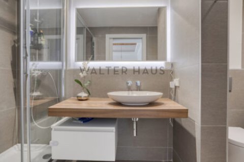 3 bedrooms apartment for sale in Eixample, Barcelona, Catalonia, Spain № 2235 - photo 22