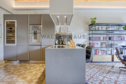 3 bedrooms apartment for sale in Eixample, Barcelona, Catalonia, Spain № 2235 - photo 6