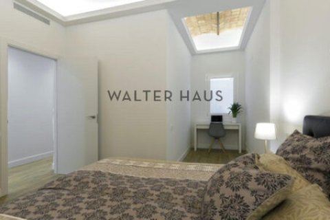 3 bedrooms apartment for sale in Eixample, Barcelona, Catalonia, Spain № 2235 - photo 13