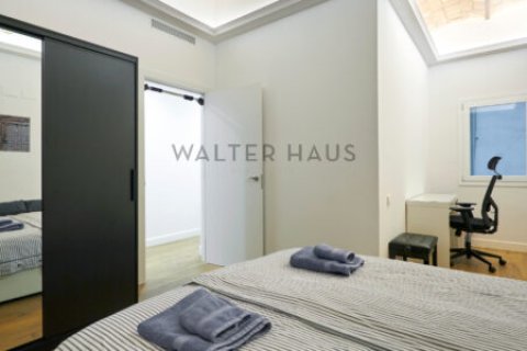 3 bedrooms apartment for sale in Eixample, Barcelona, Catalonia, Spain № 2235 - photo 27