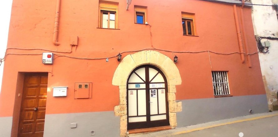 4 bedrooms townhouse for sale in Llorenc Del Penedes, Tarragona, Catalonia, Spain № 4955
