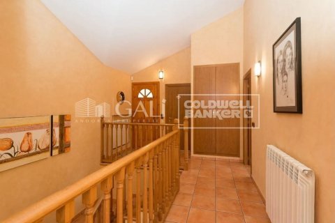 5 bedrooms villa for sale in Principado De Andorra (Ninguna Poblacion Tiene C.P.), Lleida, Catalonia, Spain № 6006 - photo 14