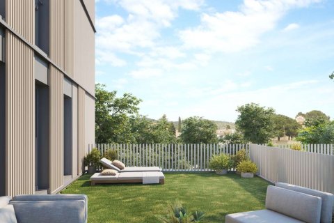 Apartamento de 2 dormitorios en venta en Jardins de Can Matas Tiana, Barcelona, Cataluña, Spain № 2932 - foto 2