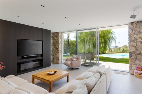 4 bedrooms house for sale in Teia, Barcelona, Catalonia, Spain № 2914 - photo 11
