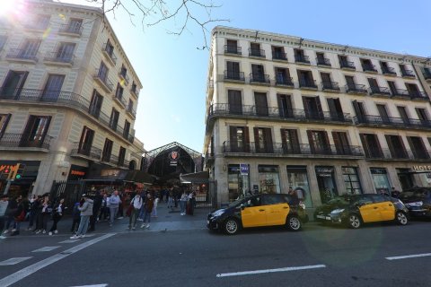 2 bedrooms apartment for sale in Ciutat Vella, Barcelona, Catalonia, Spain № 2464 - photo 11
