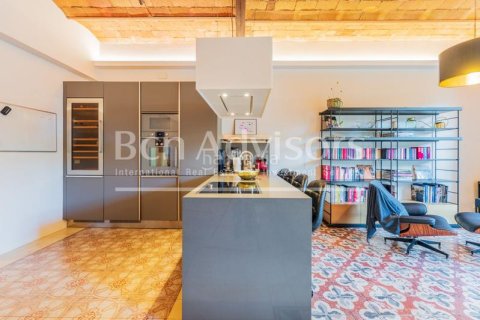 3 bedrooms apartment for sale in Eixample, Barcelona, Catalonia, Spain № 2913 - photo 16