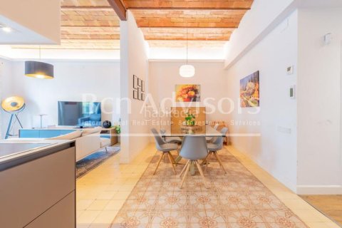 3 bedrooms apartment for sale in Eixample, Barcelona, Catalonia, Spain № 2913 - photo 18