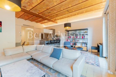3 bedrooms apartment for sale in Eixample, Barcelona, Catalonia, Spain № 2913 - photo 15