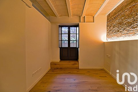 2 bedrooms apartment for sale in Barcelona, Catalonia, Spain № 4867 - photo 12