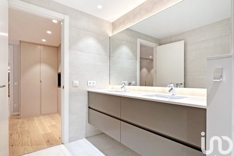 3 bedrooms house for sale in Barcelona, Catalonia, Spain № 4973 - photo 25
