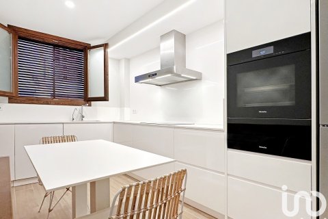 3 bedrooms house for sale in Barcelona, Catalonia, Spain № 4973 - photo 12