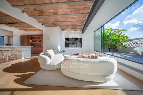4 bedrooms penthouse for sale in Barcelona, Catalonia, Spain № 5457