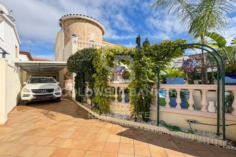 4 chambres house à vendre à Empuriabrava, Girona, Catalonia, Spain № 5456 - photo 27